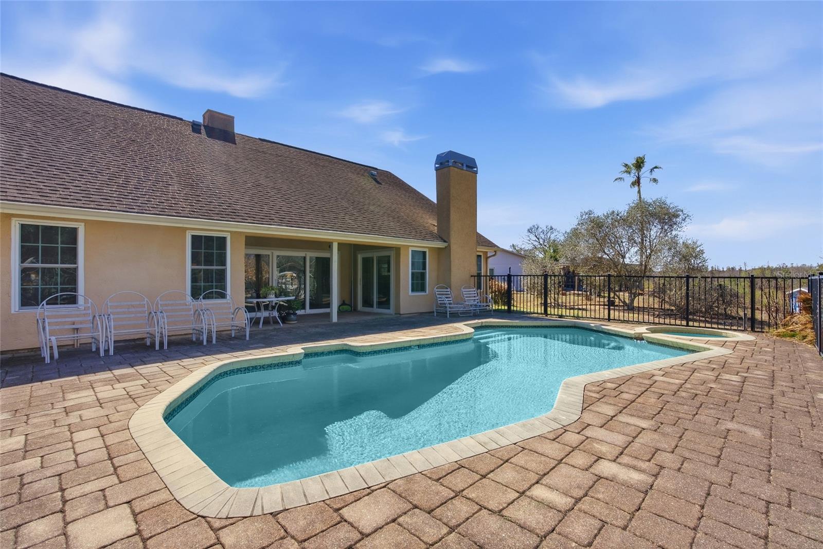 Image 28 of 40 For 10225 Evening Trail Drive