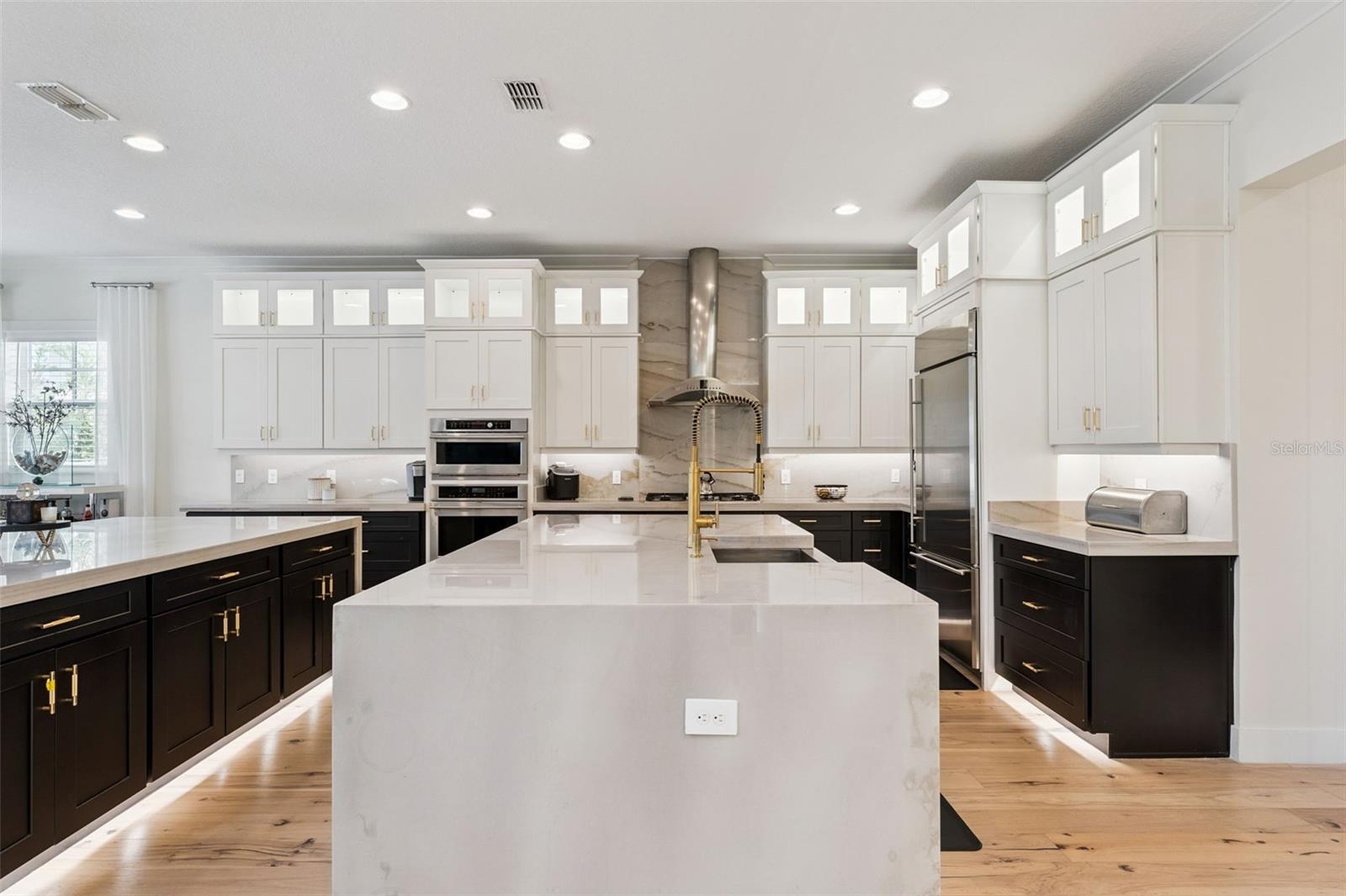 Image 14 of 53 For 12618 Snell Lane