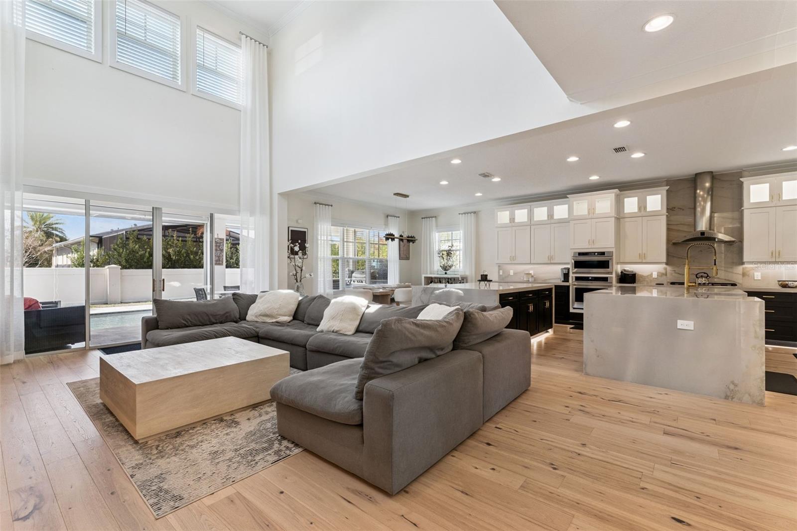 Image 9 of 53 For 12618 Snell Lane