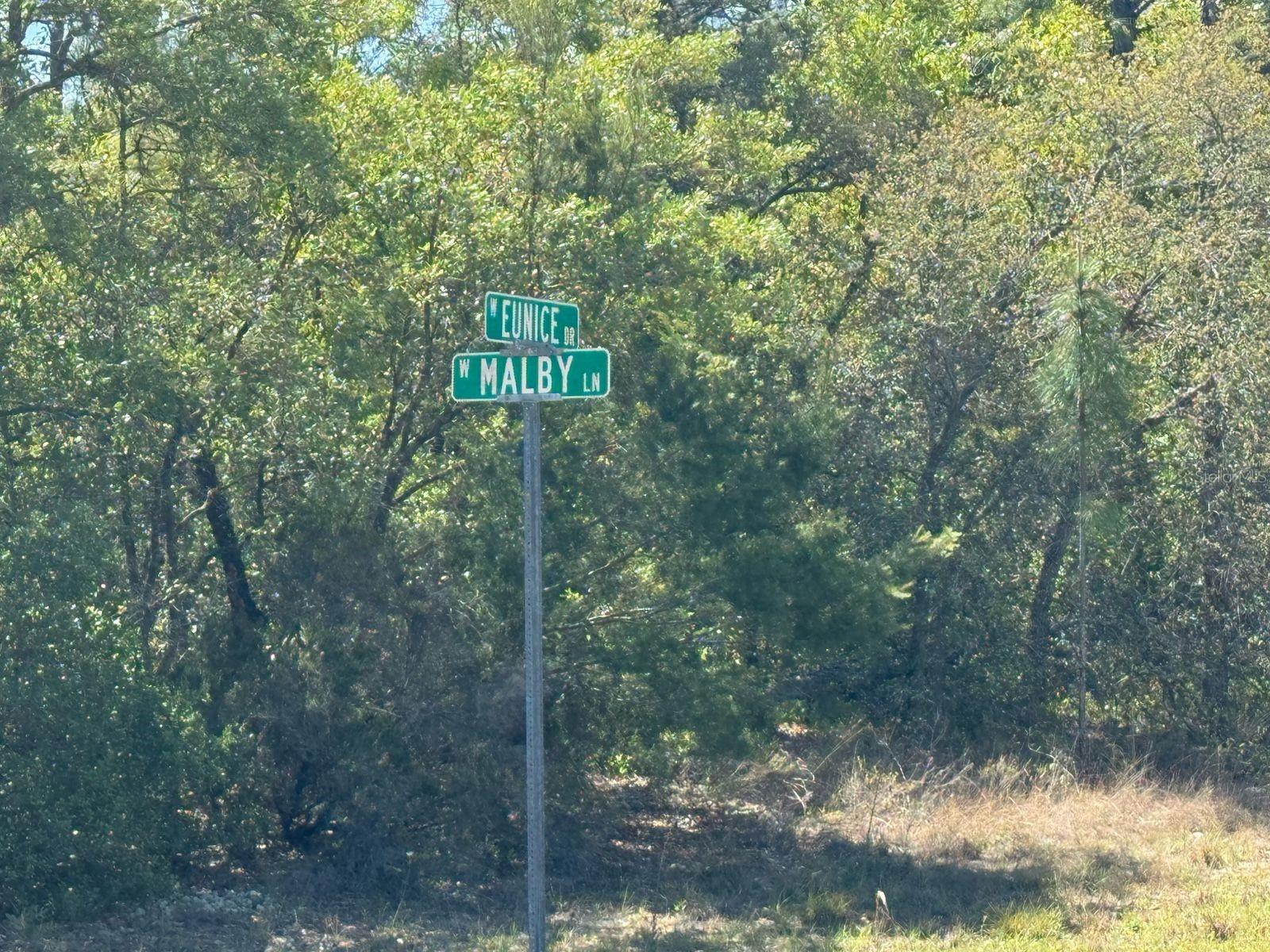 Image 4 of 11 For 3861 Malby Lane