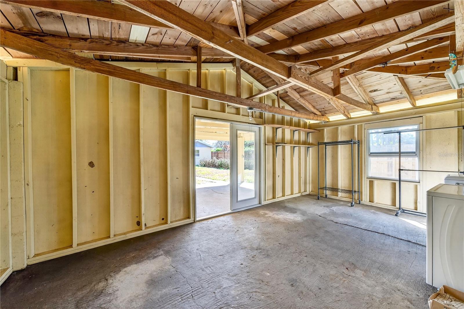 Image 20 of 23 For 765 Baffie Avenue