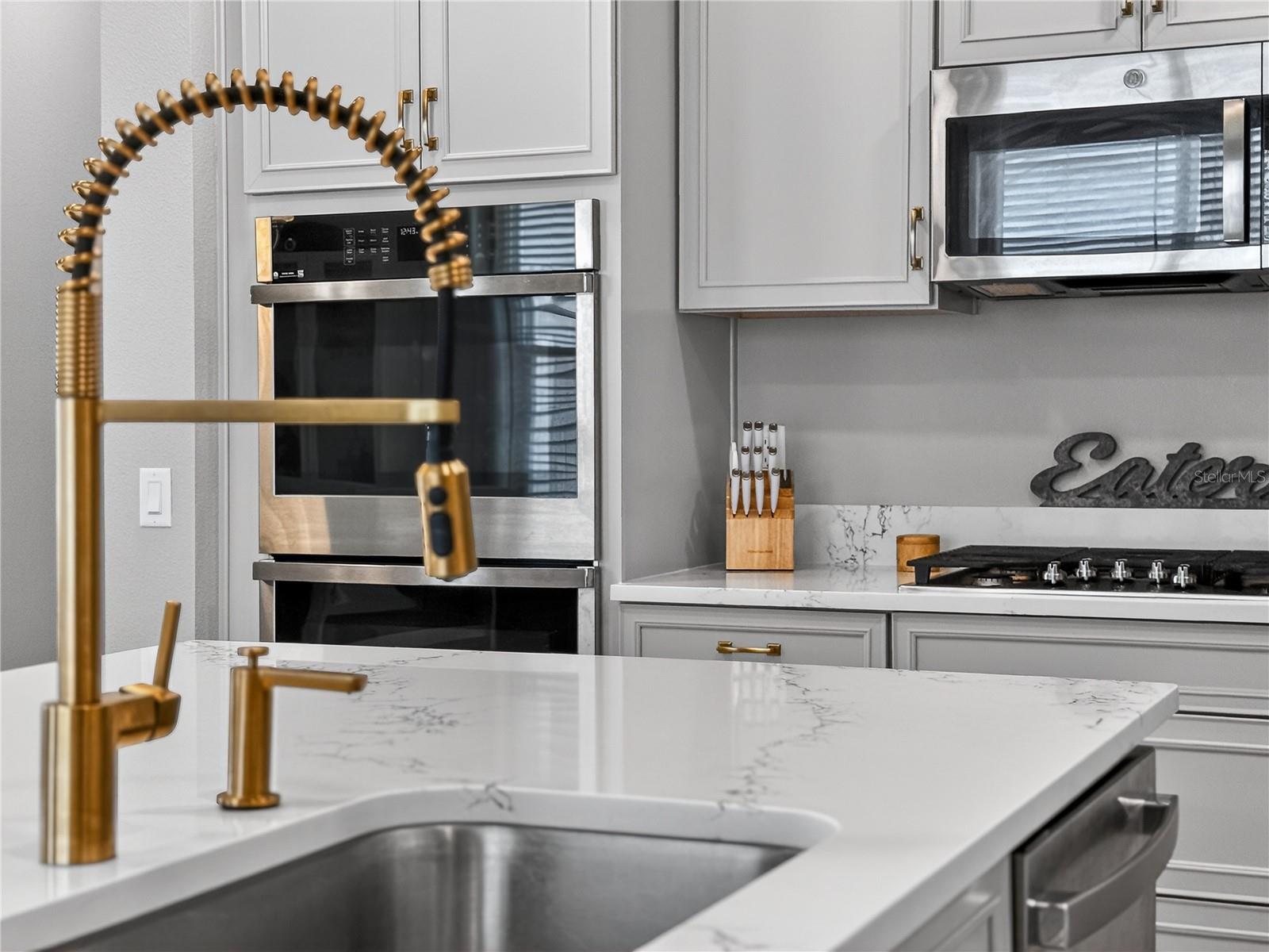 Image 10 of 31 For 1673 Suttonset Trail