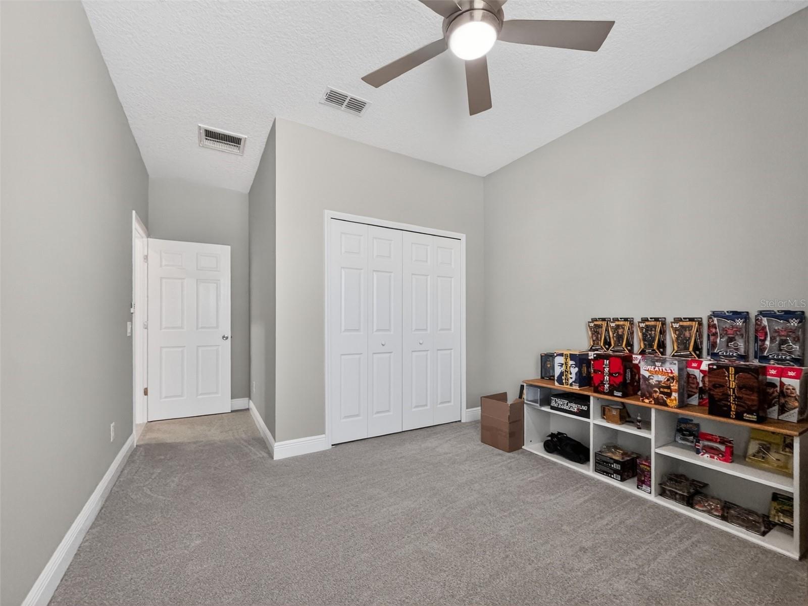 Image 19 of 31 For 1673 Suttonset Trail