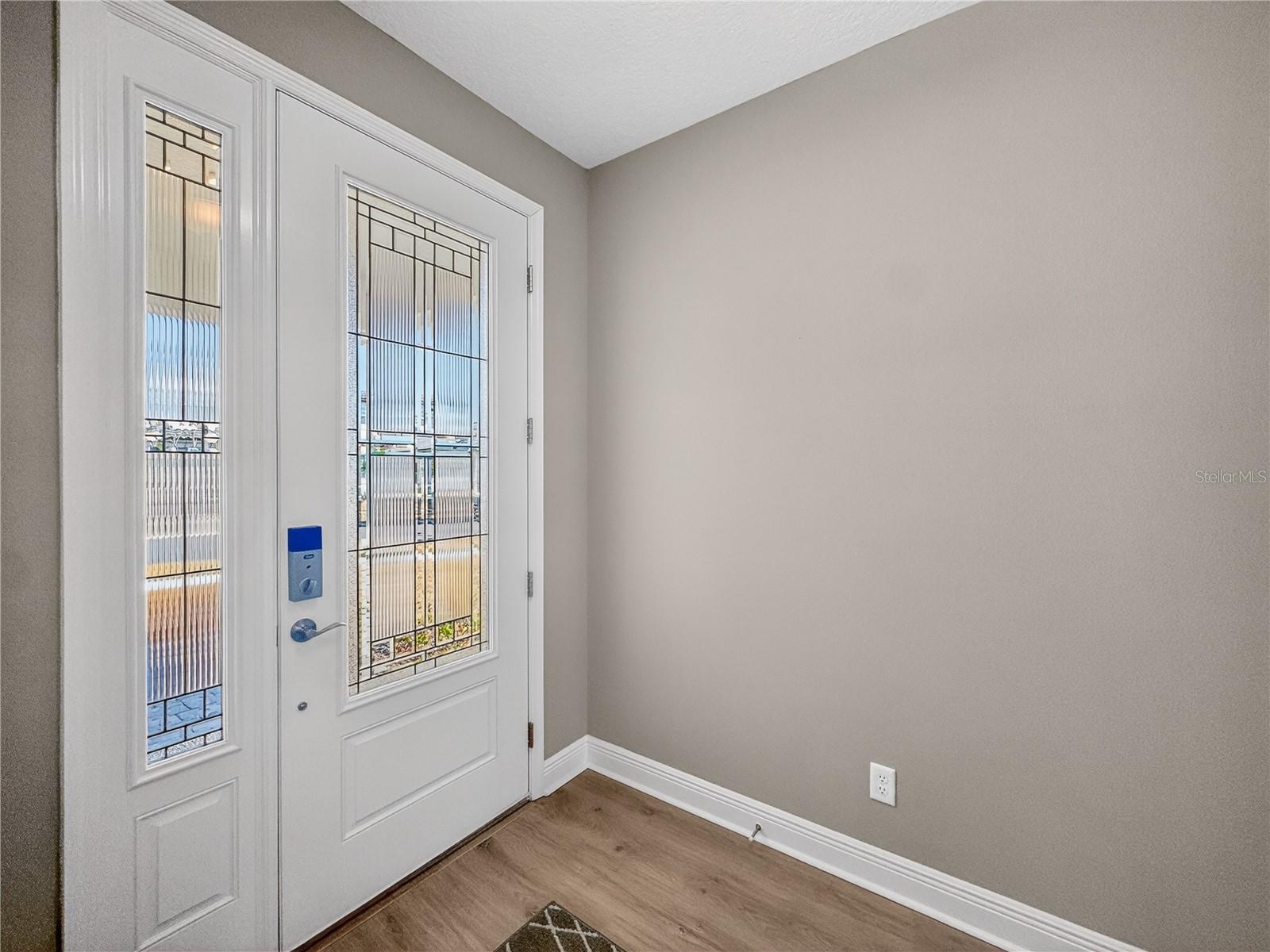 Image 4 of 31 For 1673 Suttonset Trail