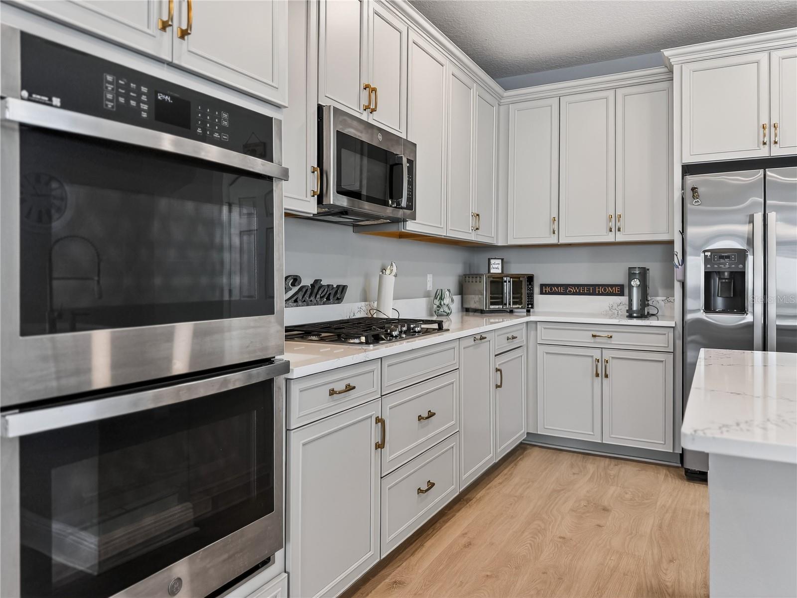 Image 7 of 31 For 1673 Suttonset Trail