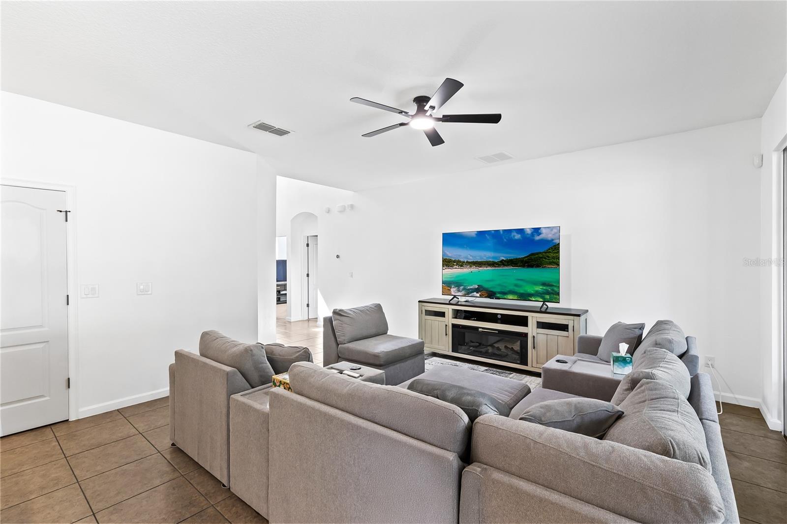 Image 9 of 36 For 873 Haring Lane