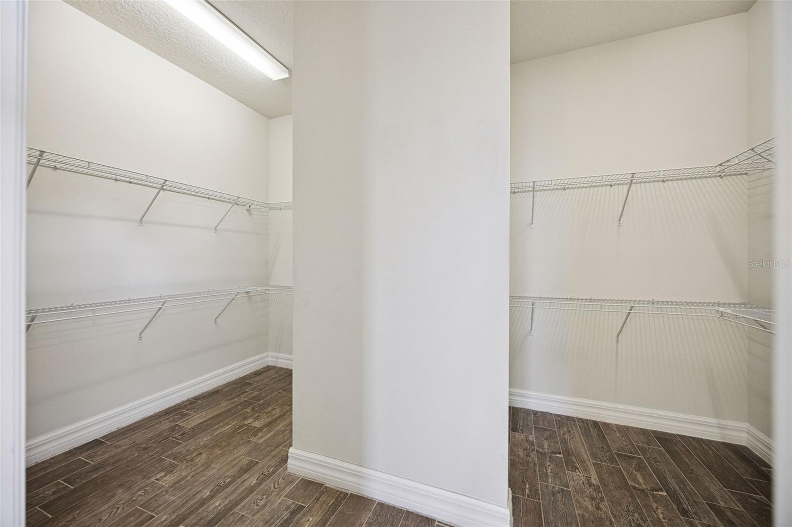 Image 28 of 65 For 5000 Hartwell Court