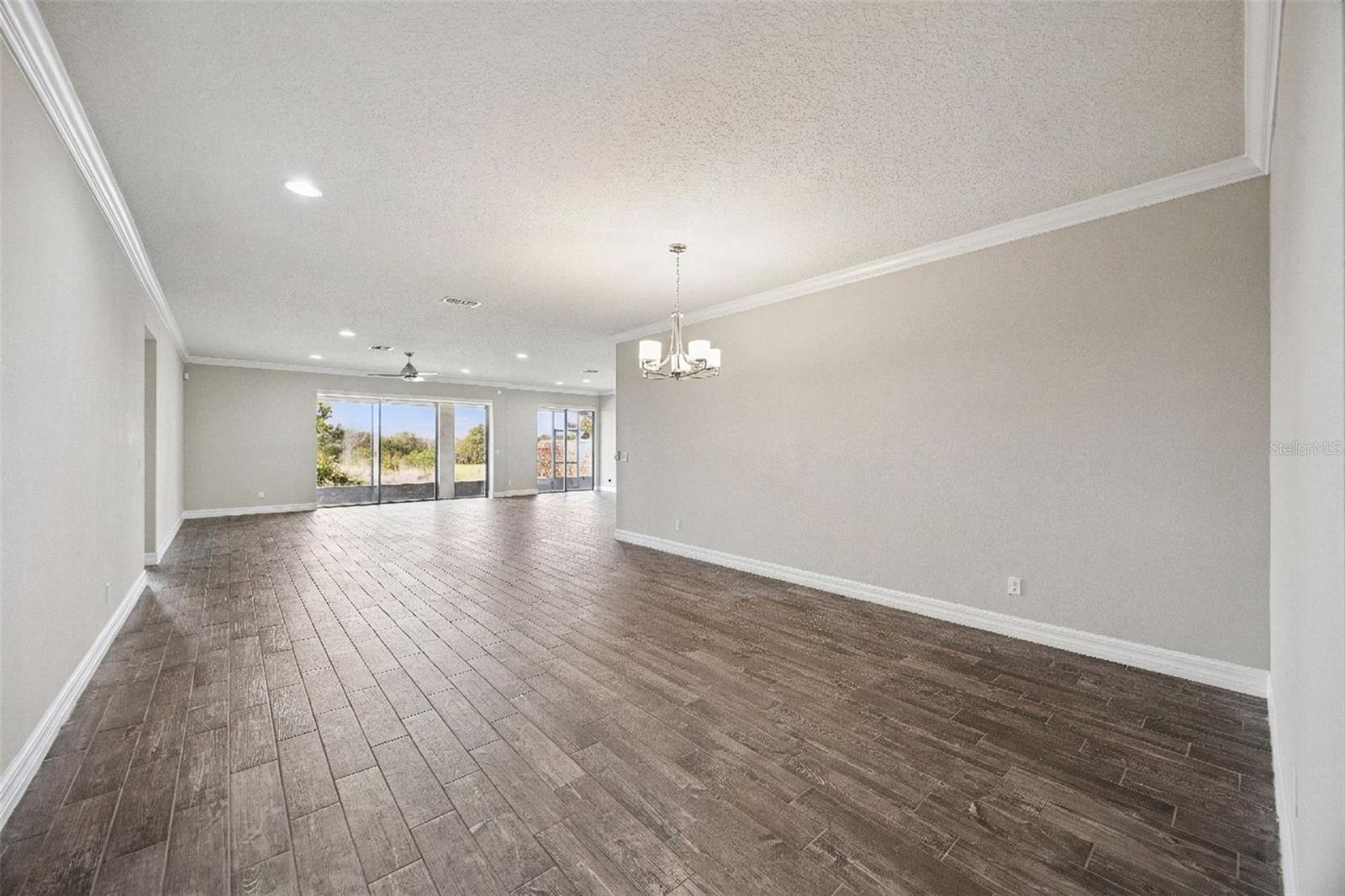 Image 8 of 65 For 5000 Hartwell Court