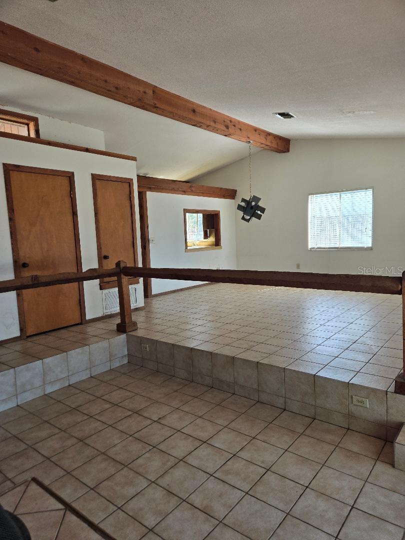 Image 14 of 48 For 226 Griffin Drive