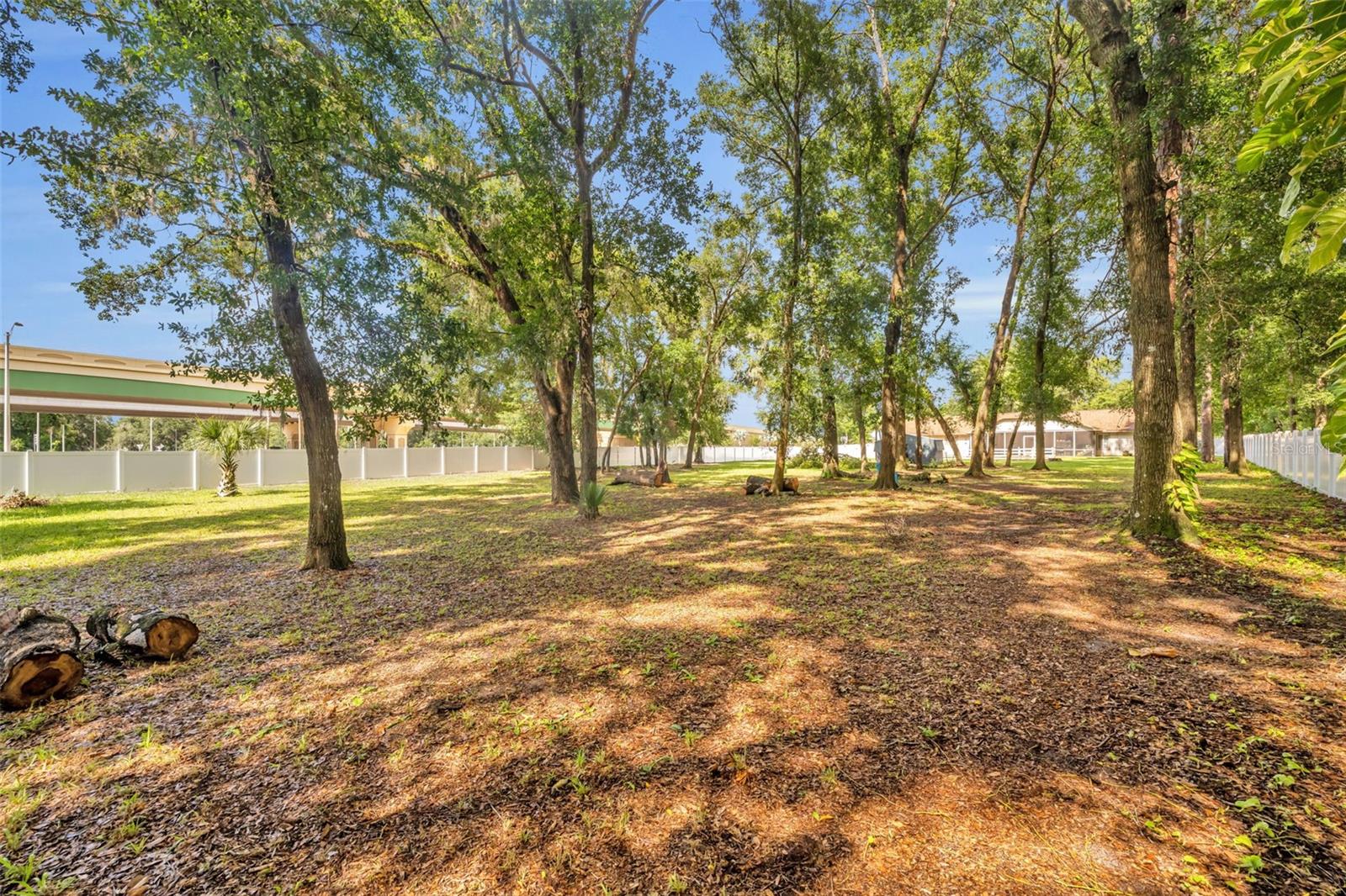 Image 27 of 31 For 100 Ross Lake Lane