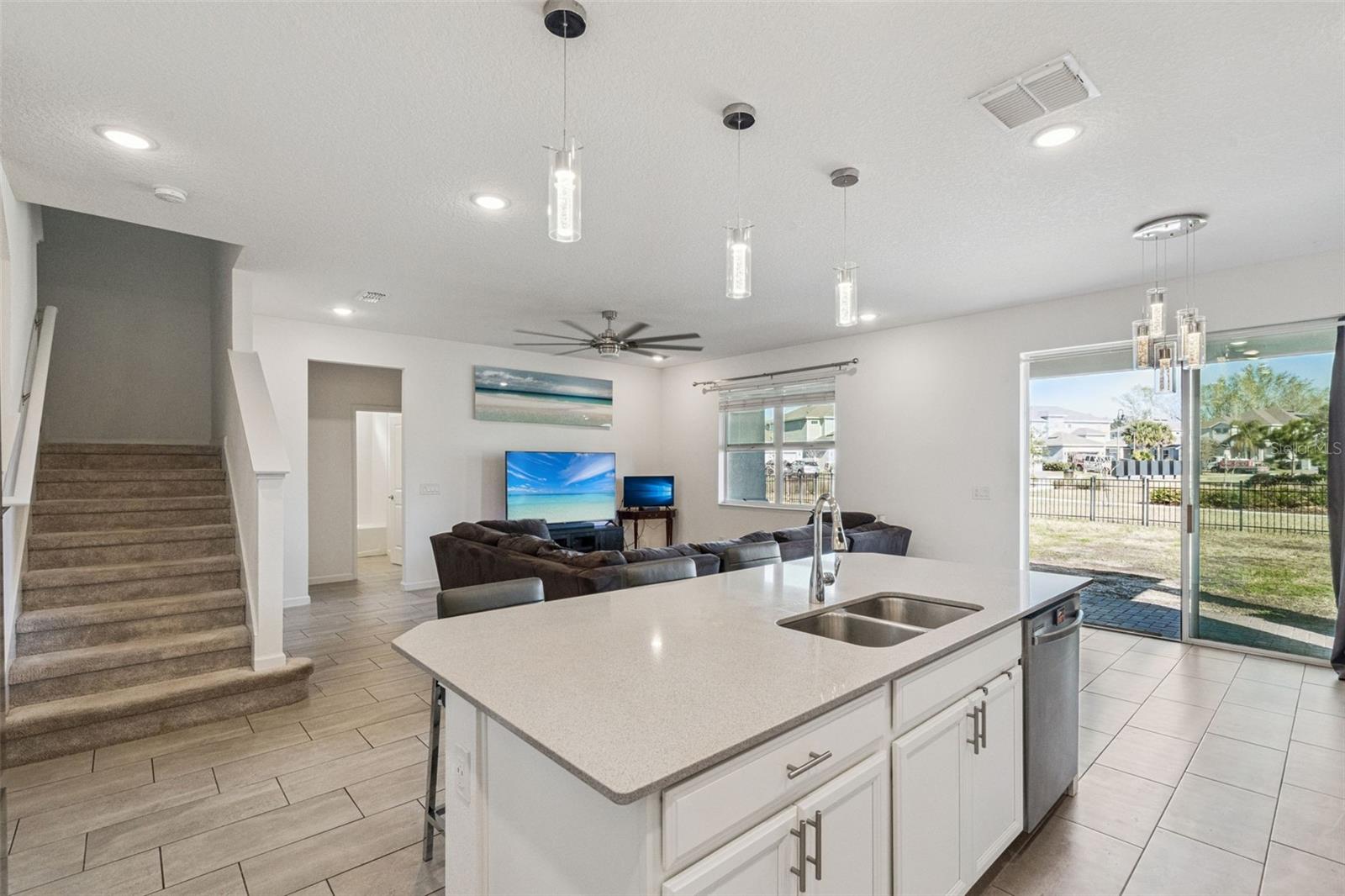 Image 3 of 39 For 609 Fortuna Drive