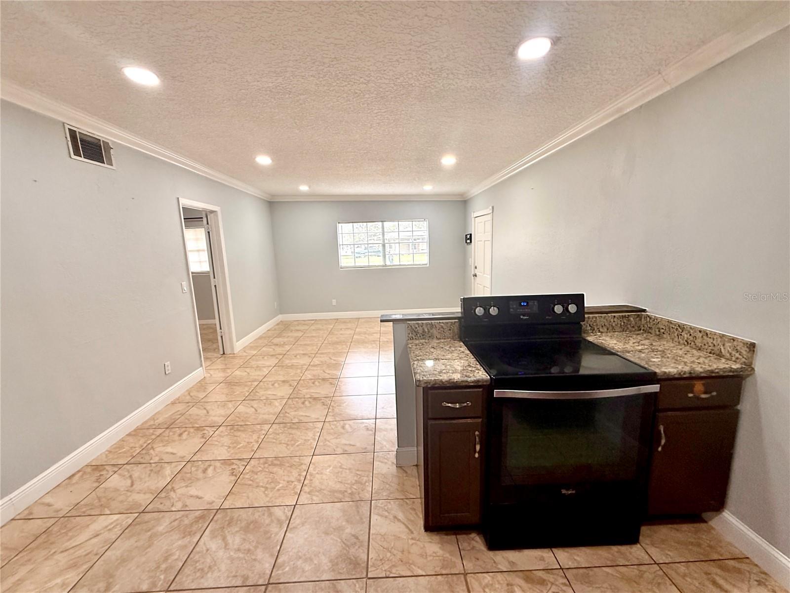 Image 15 of 23 For 139 Mayfair Circle