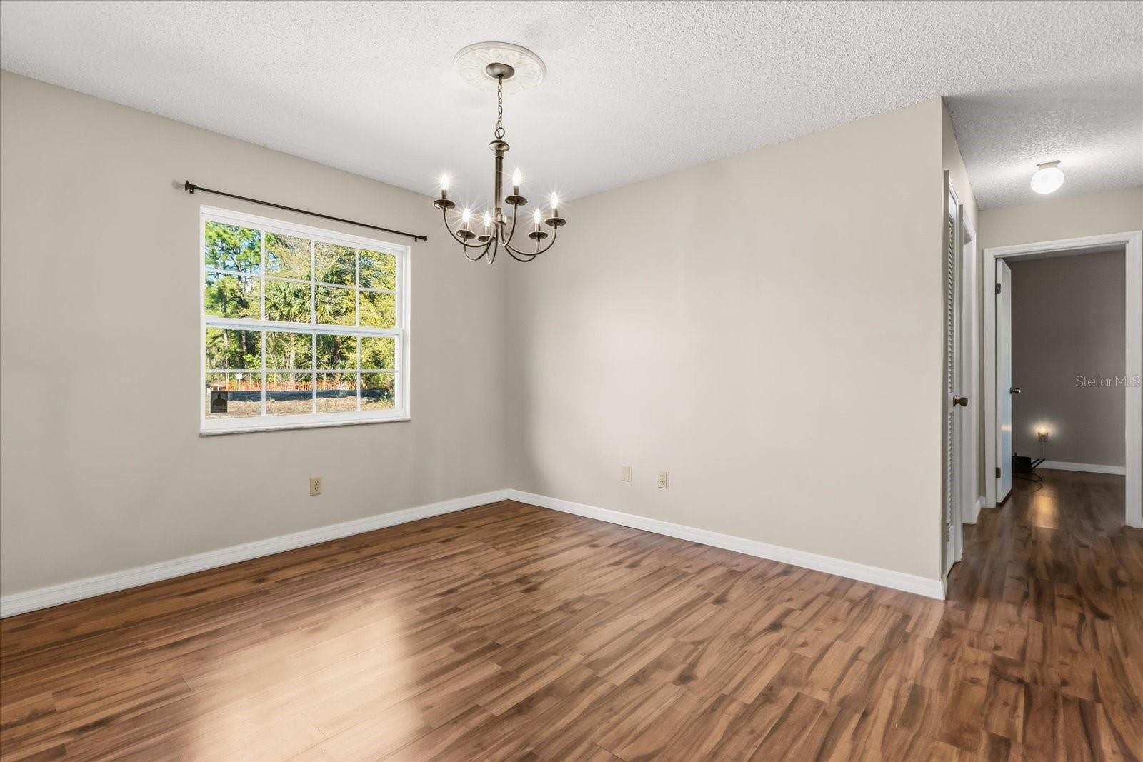 Image 14 of 38 For 2980 Demaret Drive