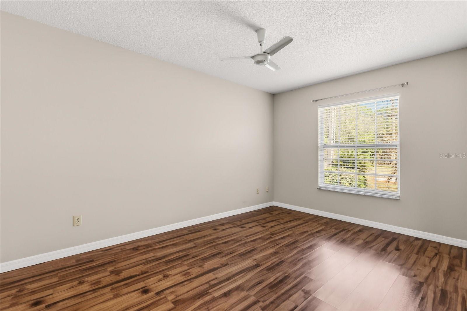 Image 20 of 38 For 2980 Demaret Drive