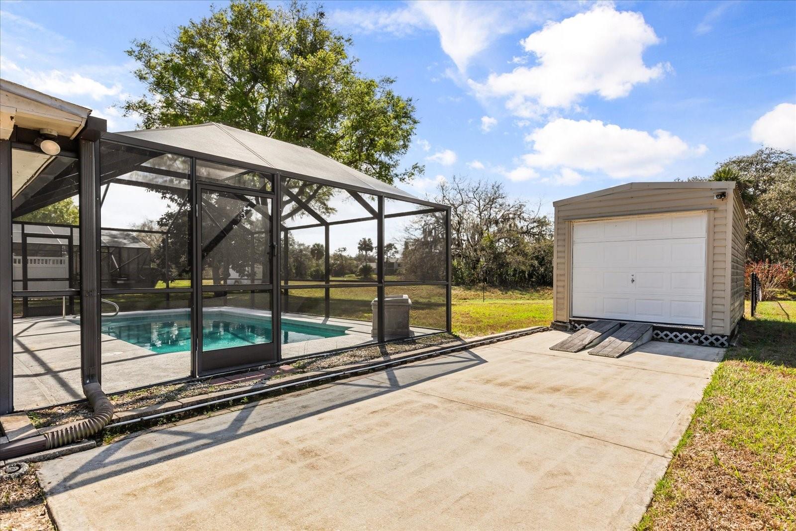 Image 30 of 38 For 2980 Demaret Drive