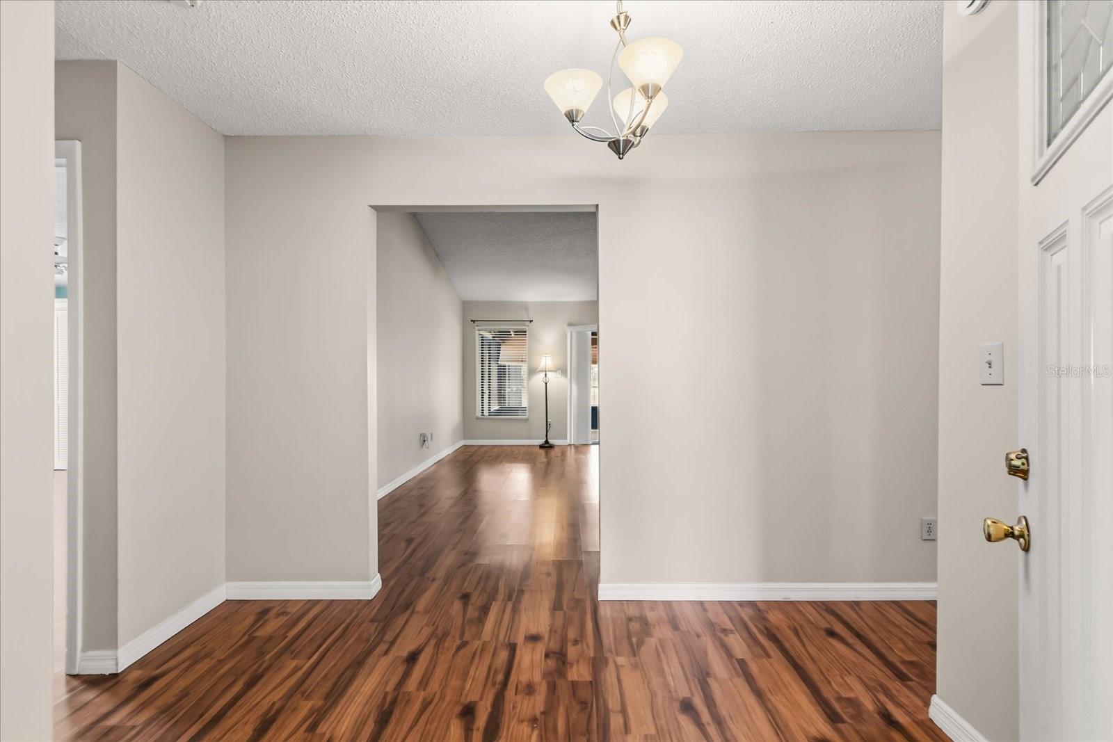 Image 5 of 38 For 2980 Demaret Drive