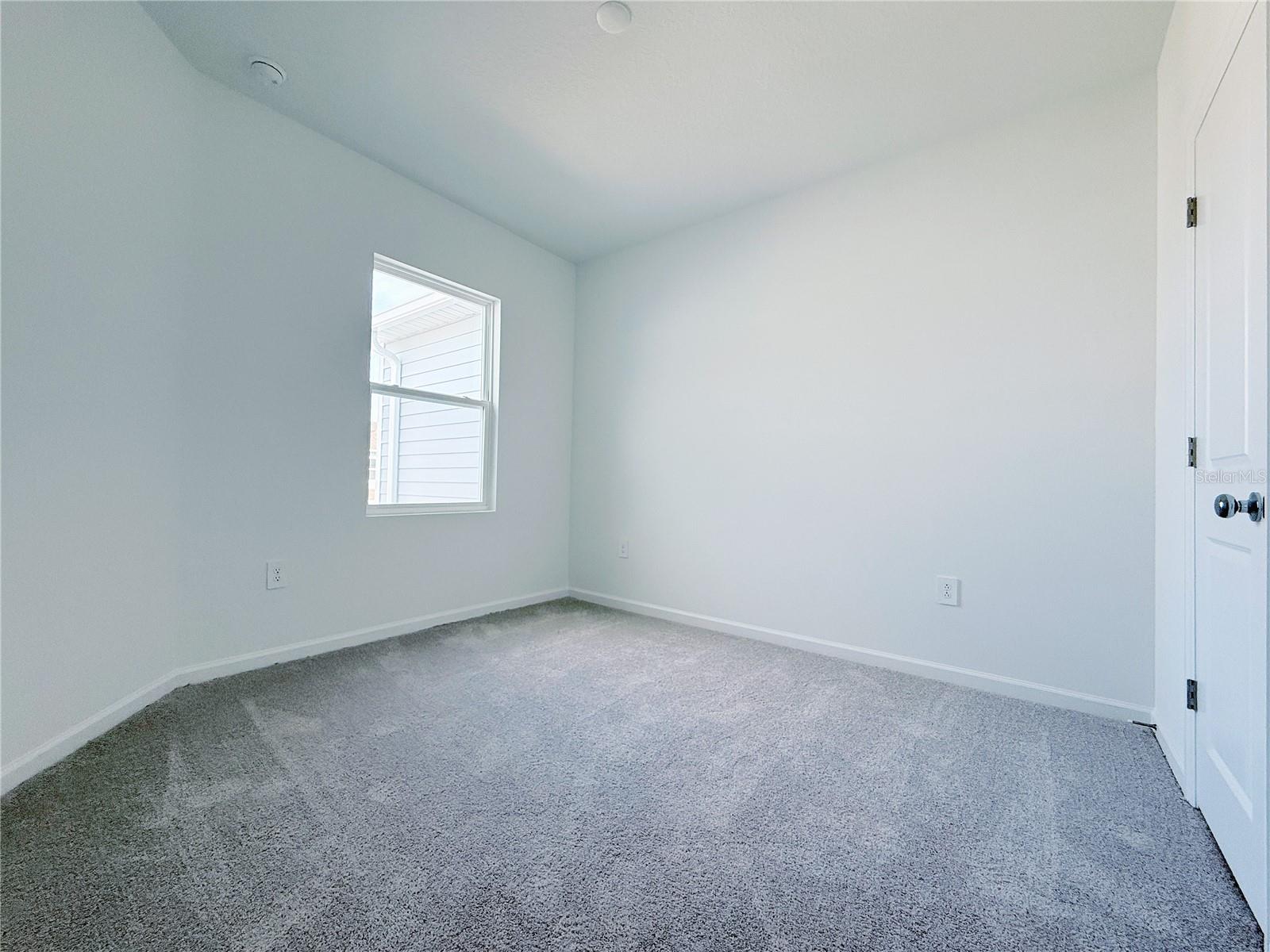 Image 13 of 19 For 388 Sol Vista Drive