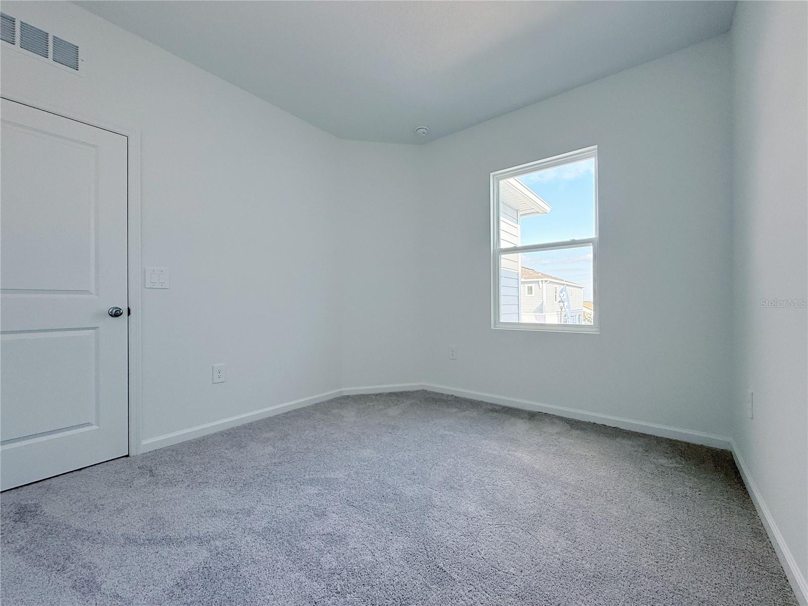 Image 14 of 19 For 388 Sol Vista Drive