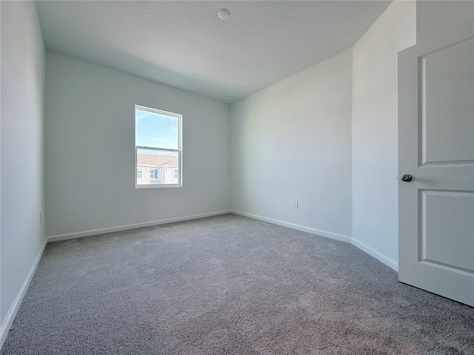 Image 16 of 19 For 388 Sol Vista Drive