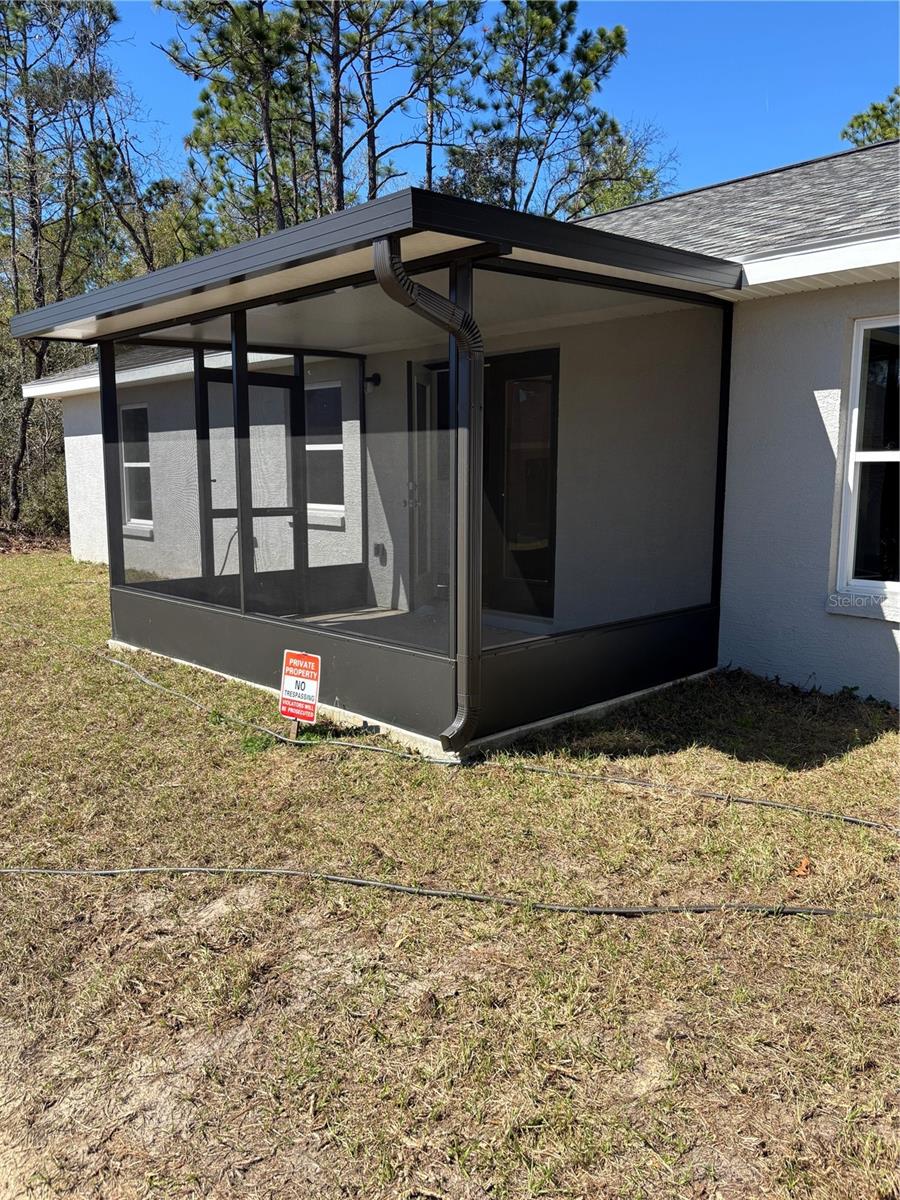 Image 14 of 69 For 2394 Alton Street