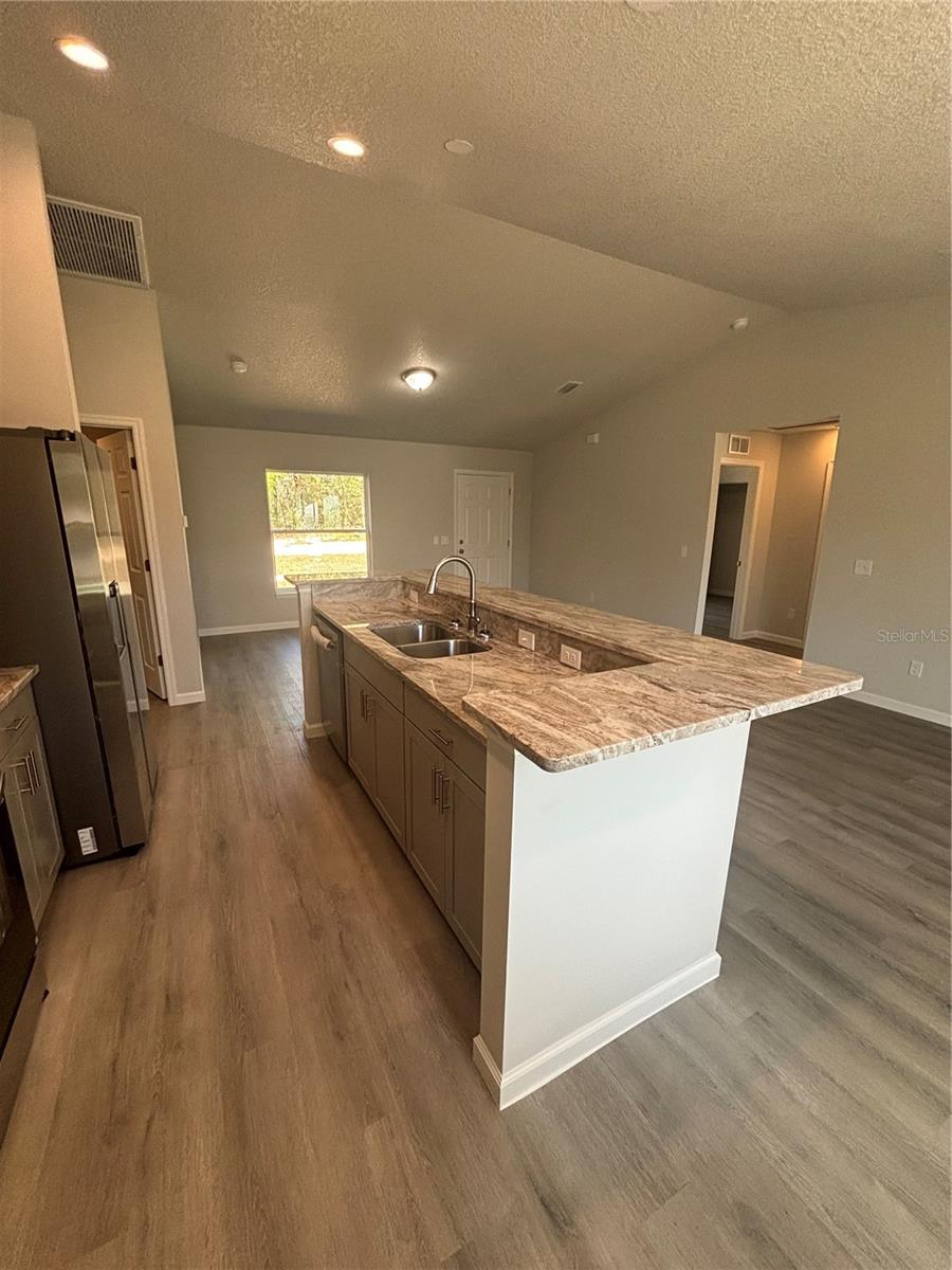 Image 25 of 69 For 2394 Alton Street