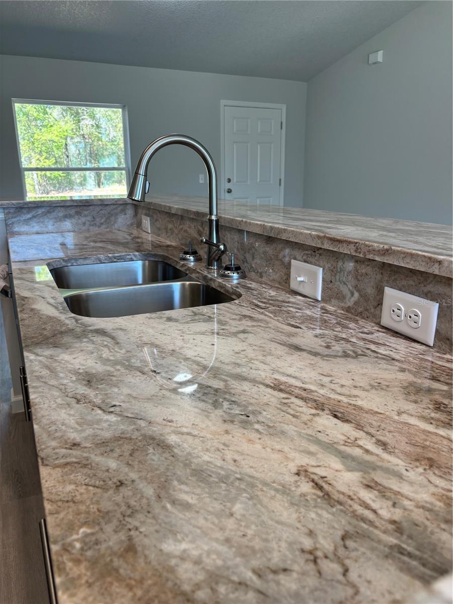 Image 26 of 69 For 2394 Alton Street