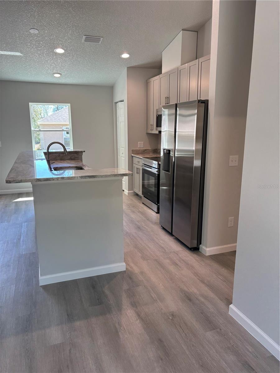 Image 30 of 69 For 2394 Alton Street