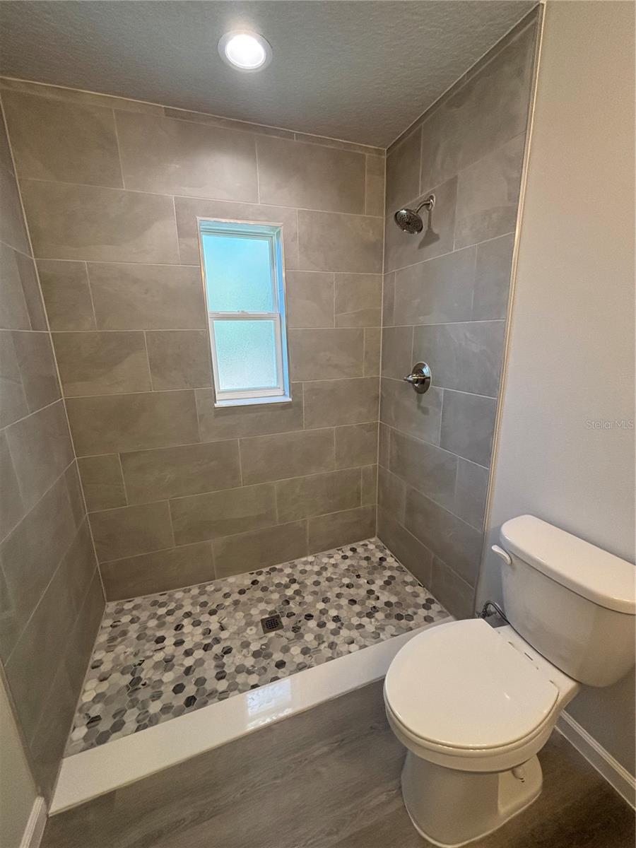 Image 35 of 69 For 2394 Alton Street