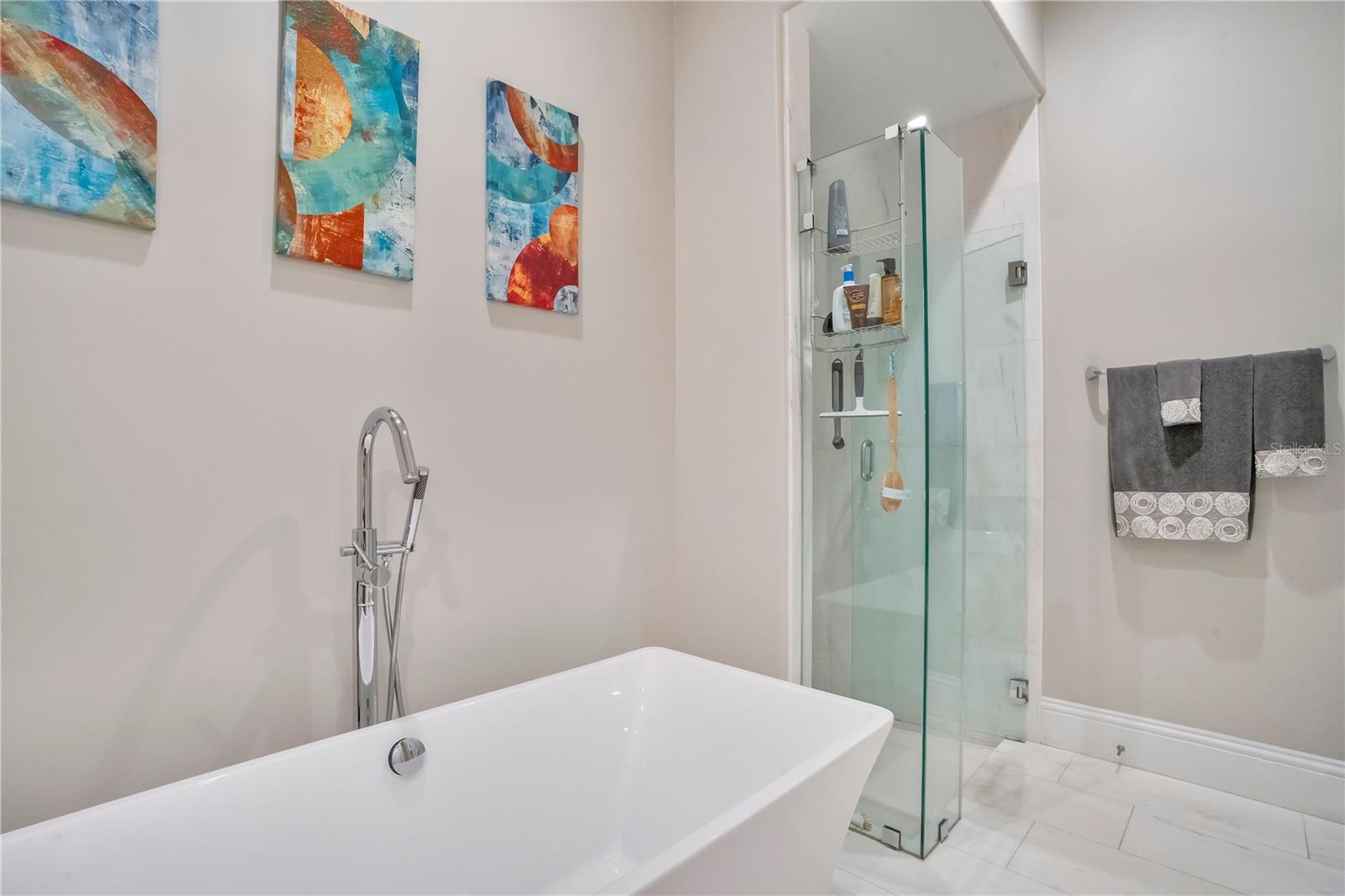 Image 19 of 42 For 665 Jackson Street