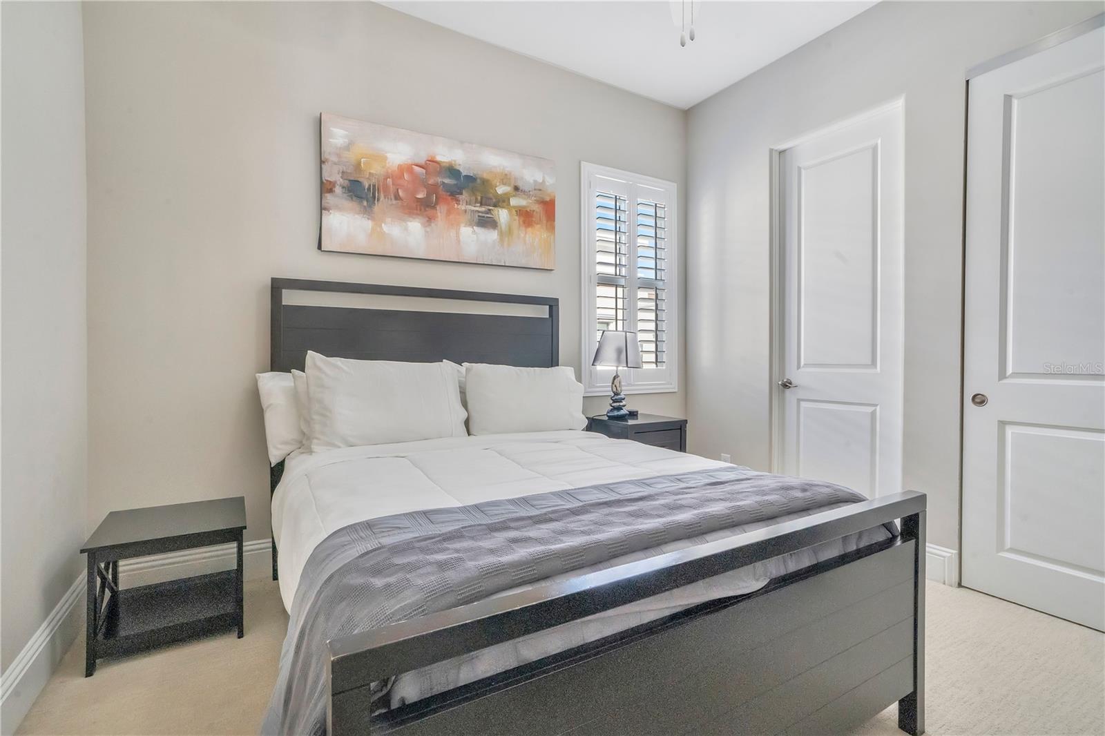 Image 23 of 42 For 665 Jackson Street