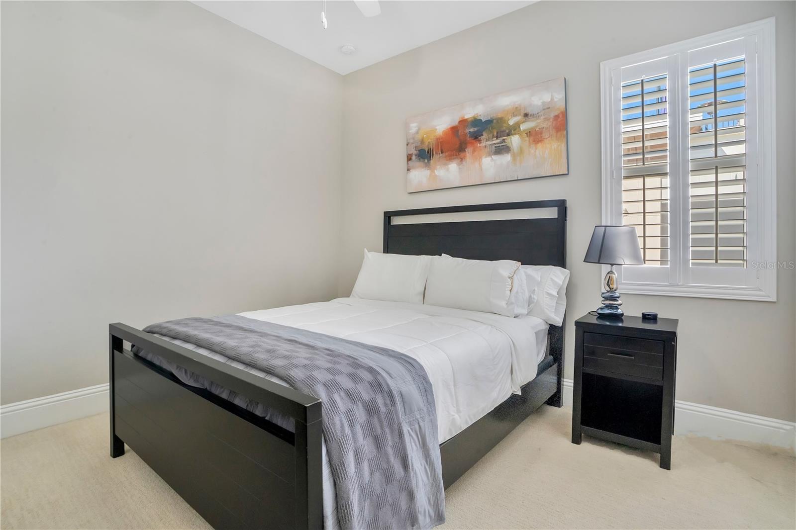 Image 25 of 42 For 665 Jackson Street