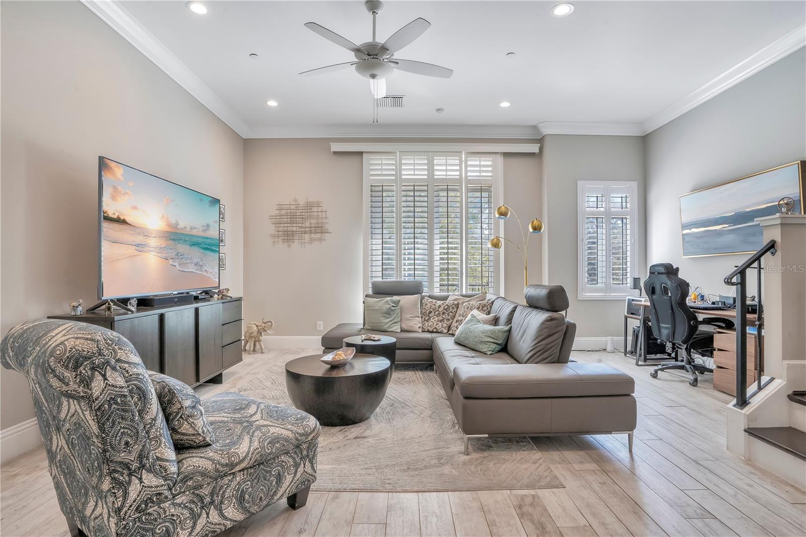 Image 8 of 42 For 665 Jackson Street