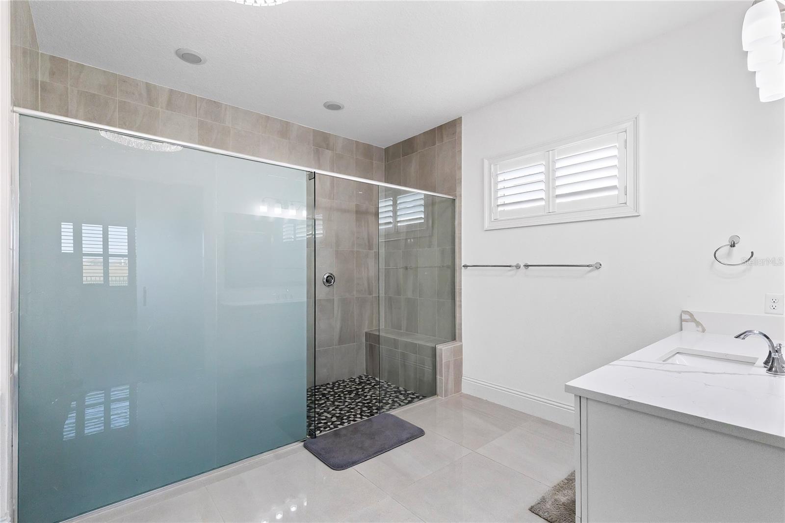 Image 22 of 50 For 13337 Alderley Drive