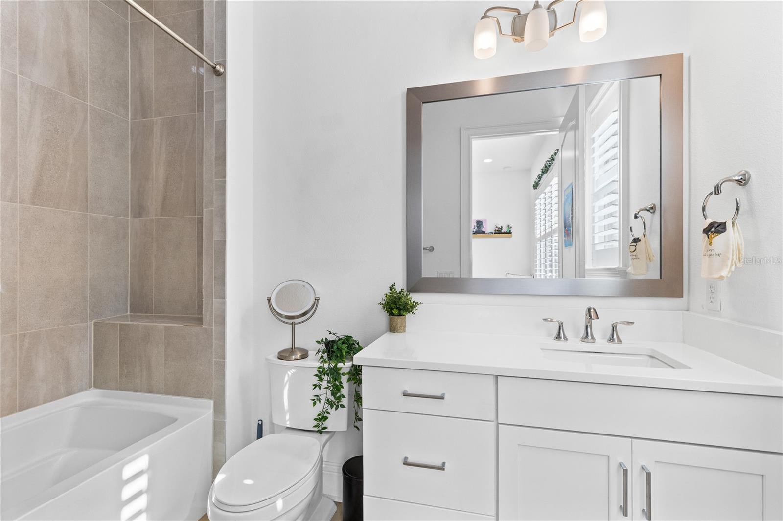 Image 28 of 50 For 13337 Alderley Drive