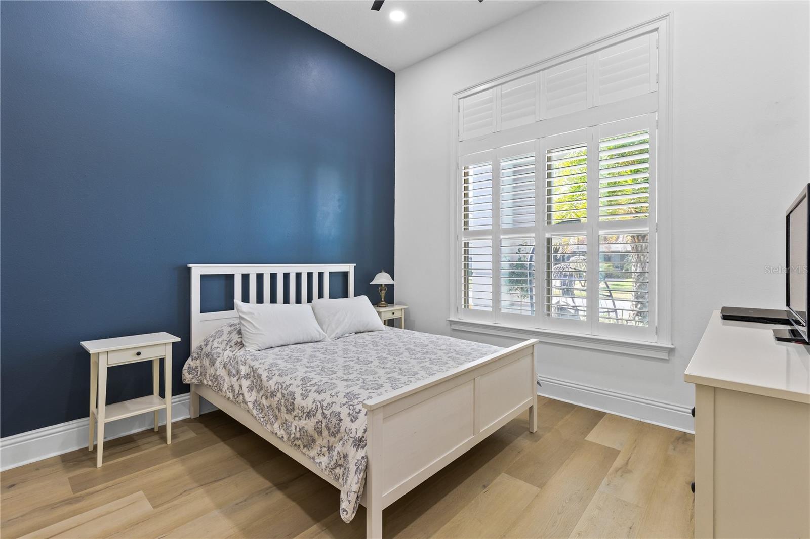 Image 31 of 50 For 13337 Alderley Drive