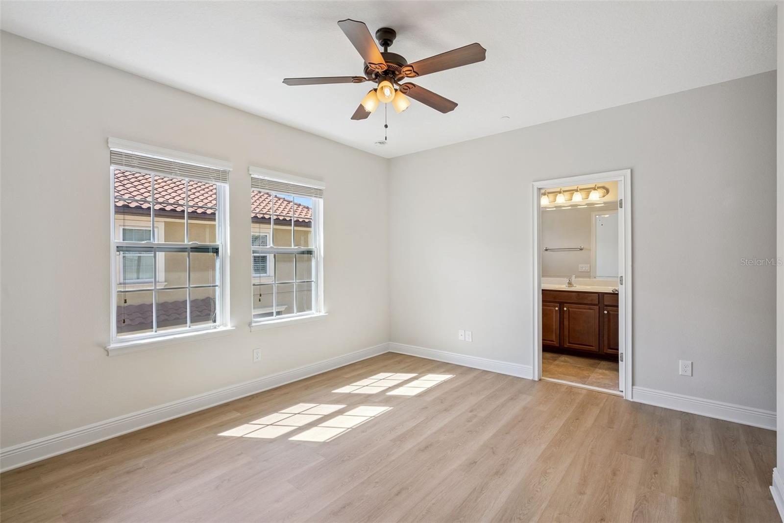 Image 19 of 50 For 653 Pavia Loop