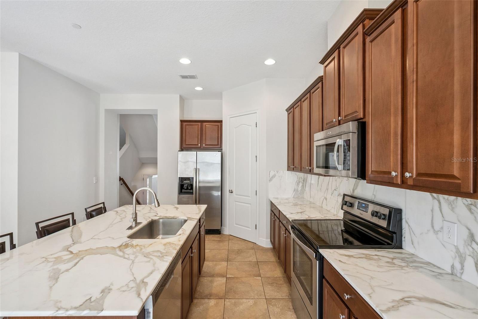 Image 5 of 50 For 653 Pavia Loop