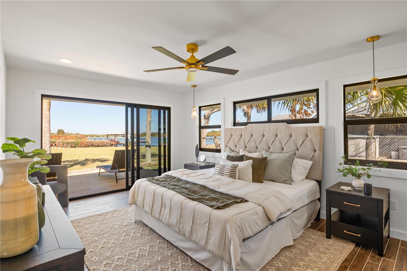 Image 17 of 61 For 203 Parkwood Lane