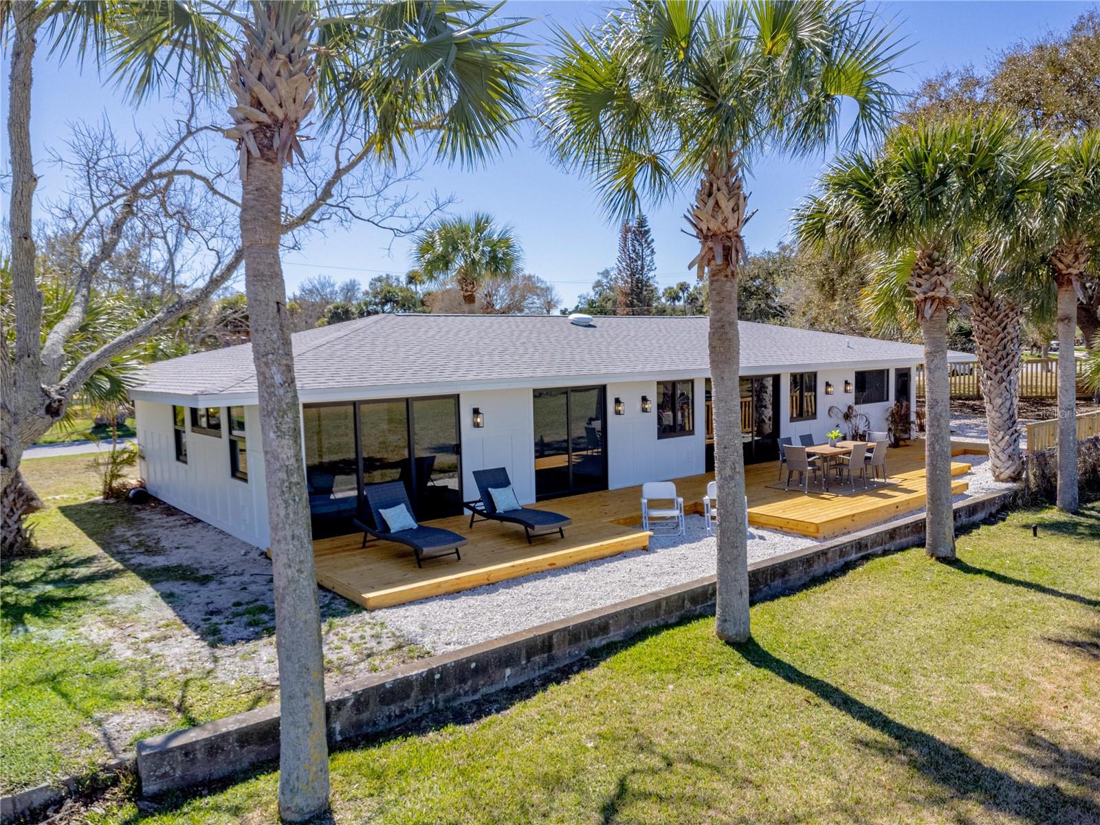 Image 29 of 61 For 203 Parkwood Lane