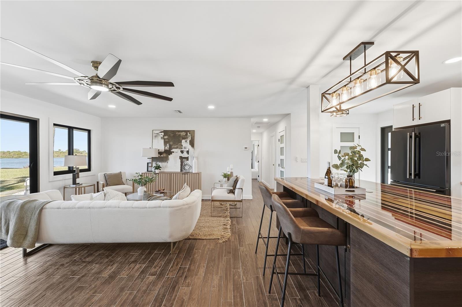 Image 40 of 61 For 203 Parkwood Lane