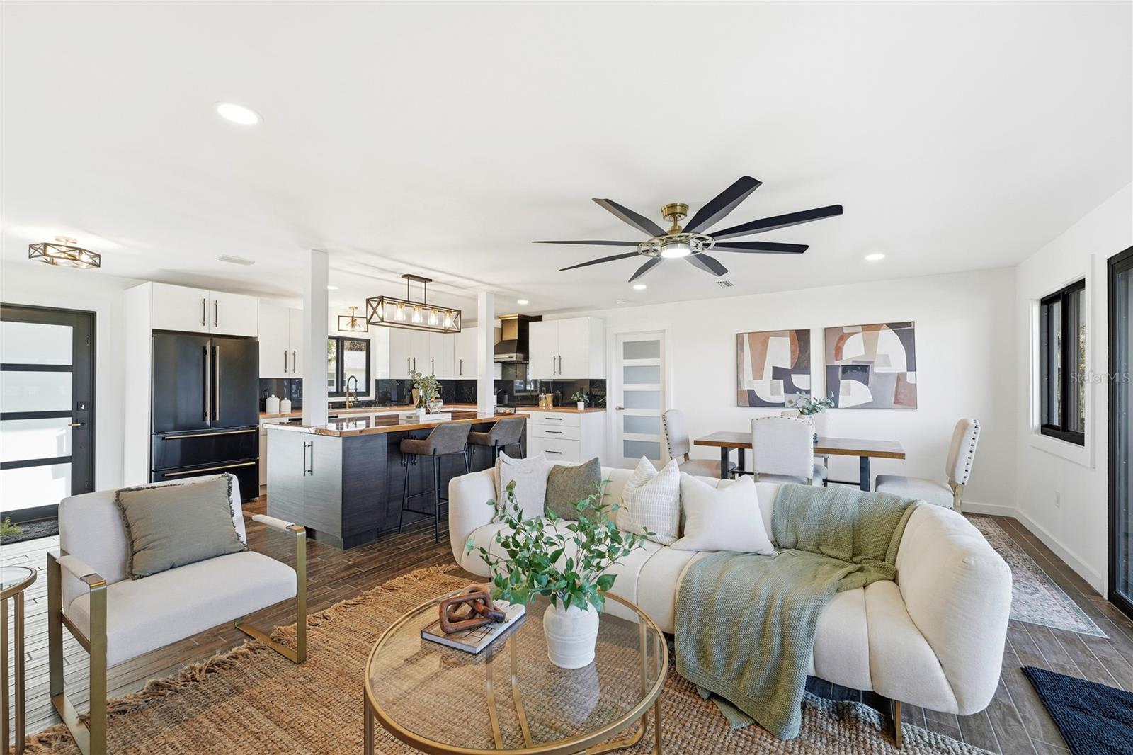 Image 48 of 61 For 203 Parkwood Lane