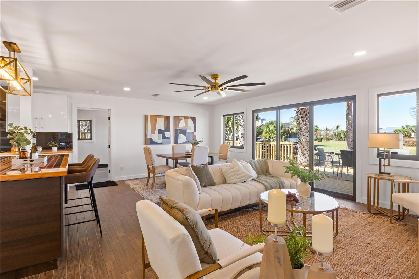 Image 6 of 61 For 203 Parkwood Lane