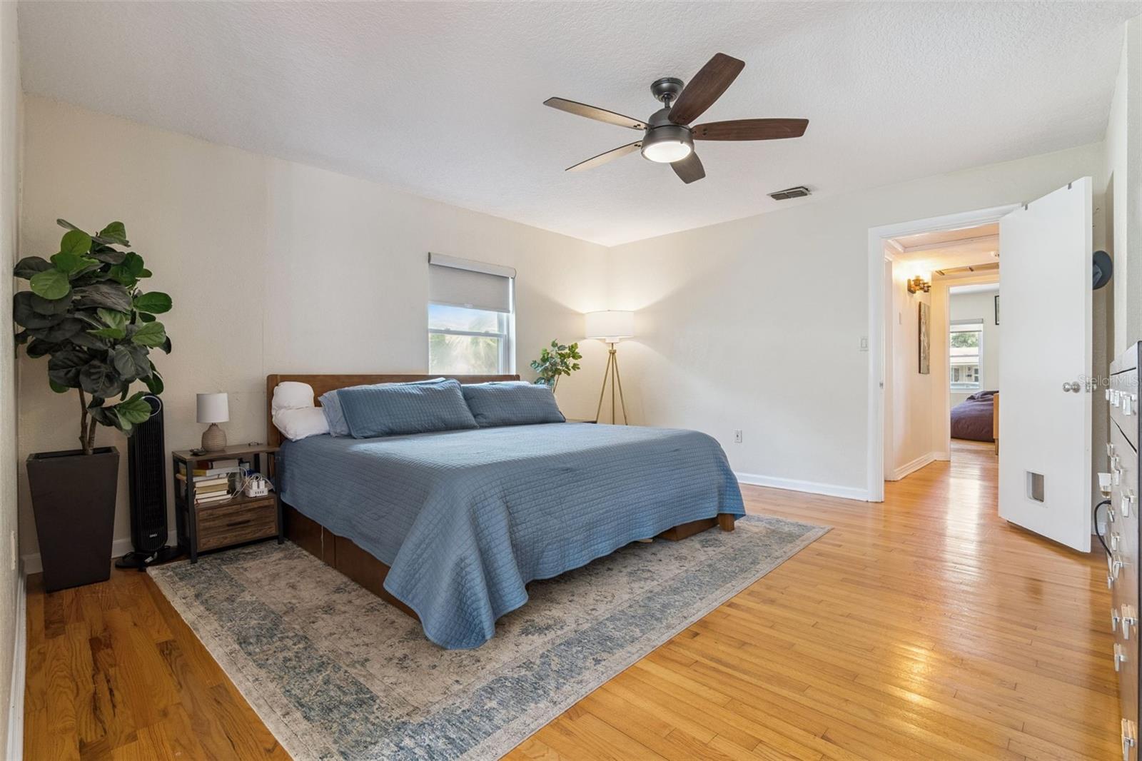 Image 15 of 31 For 3258 Orange Avenue