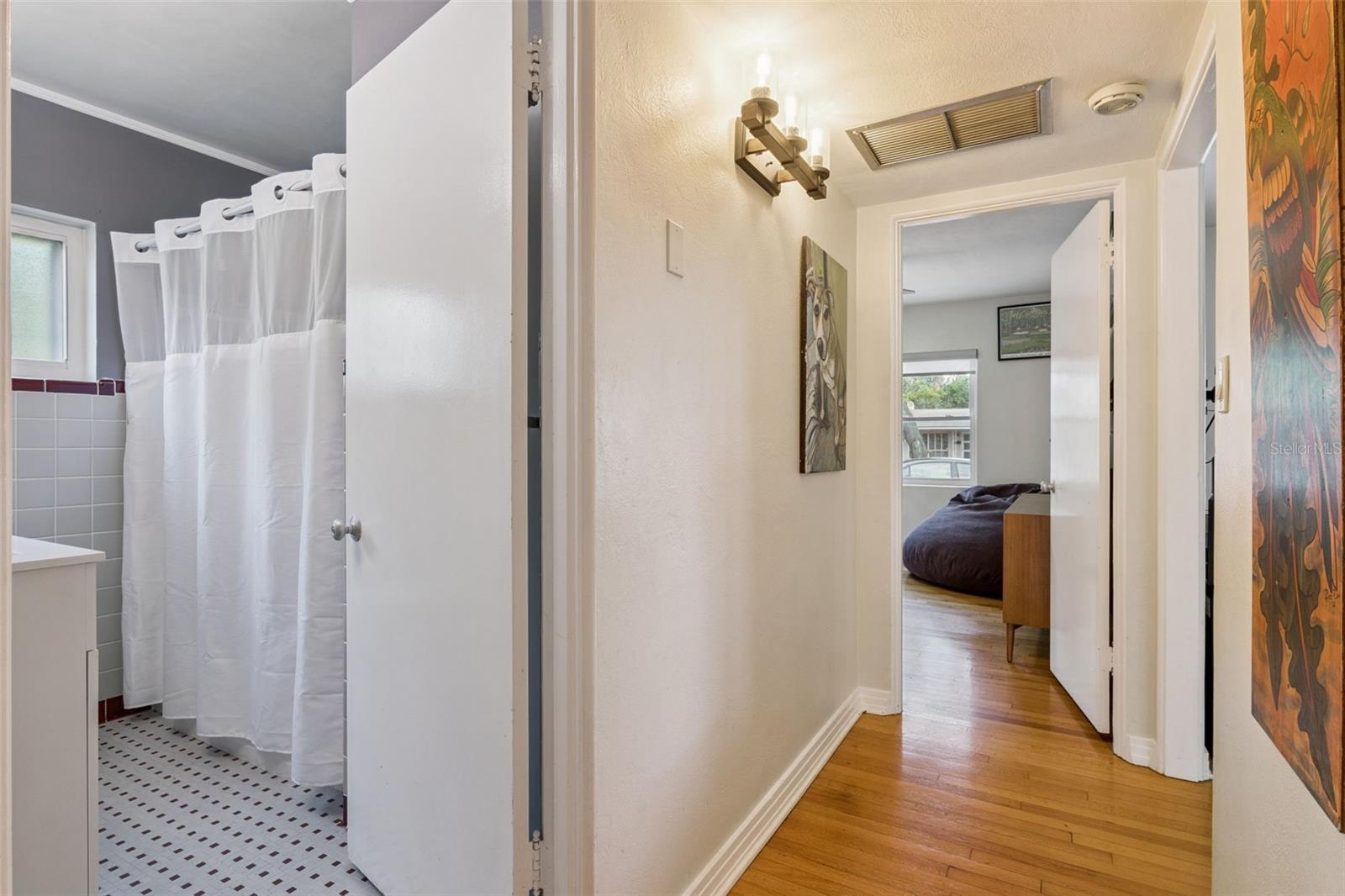 Image 20 of 31 For 3258 Orange Avenue