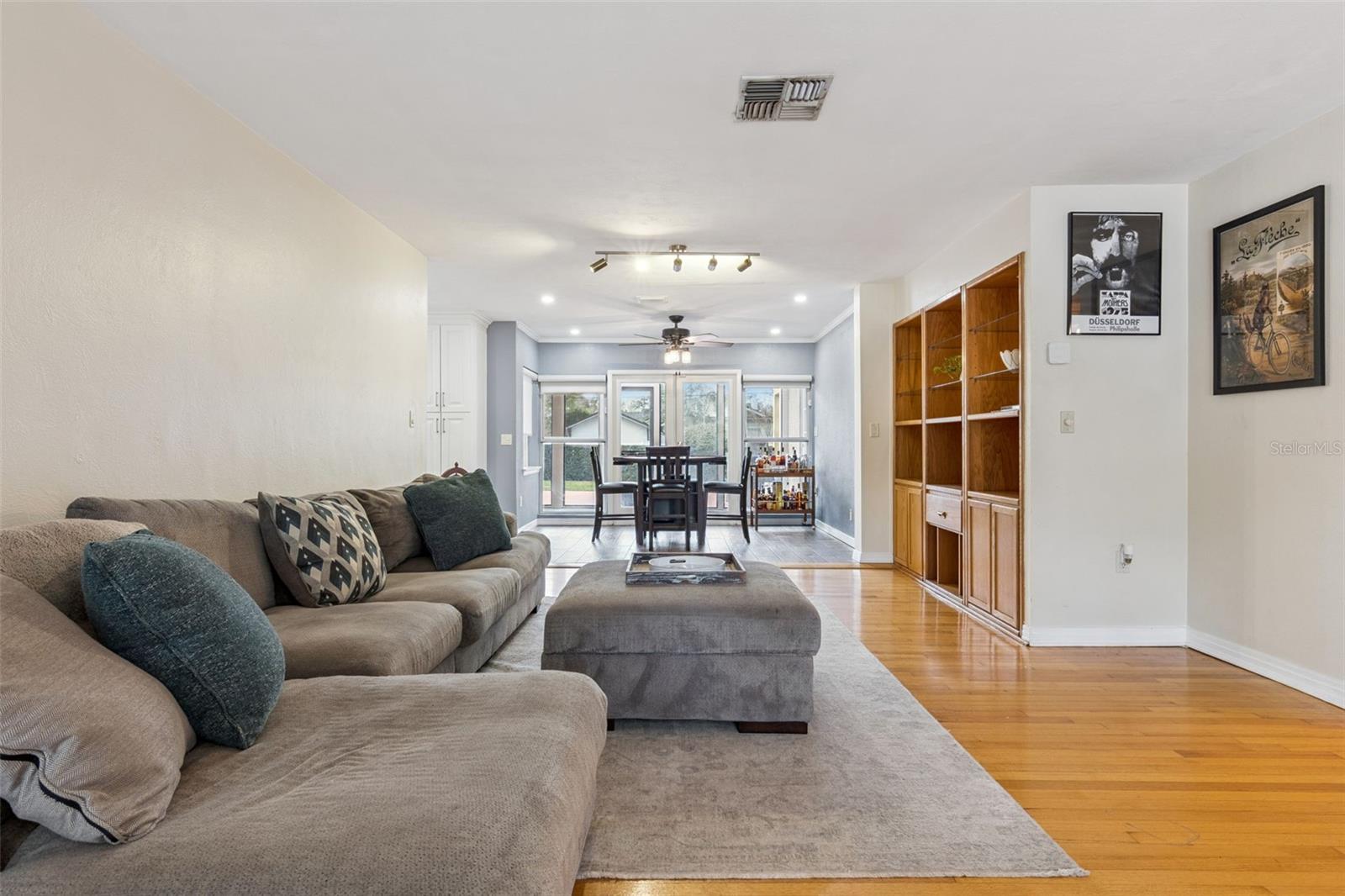 Image 6 of 31 For 3258 Orange Avenue