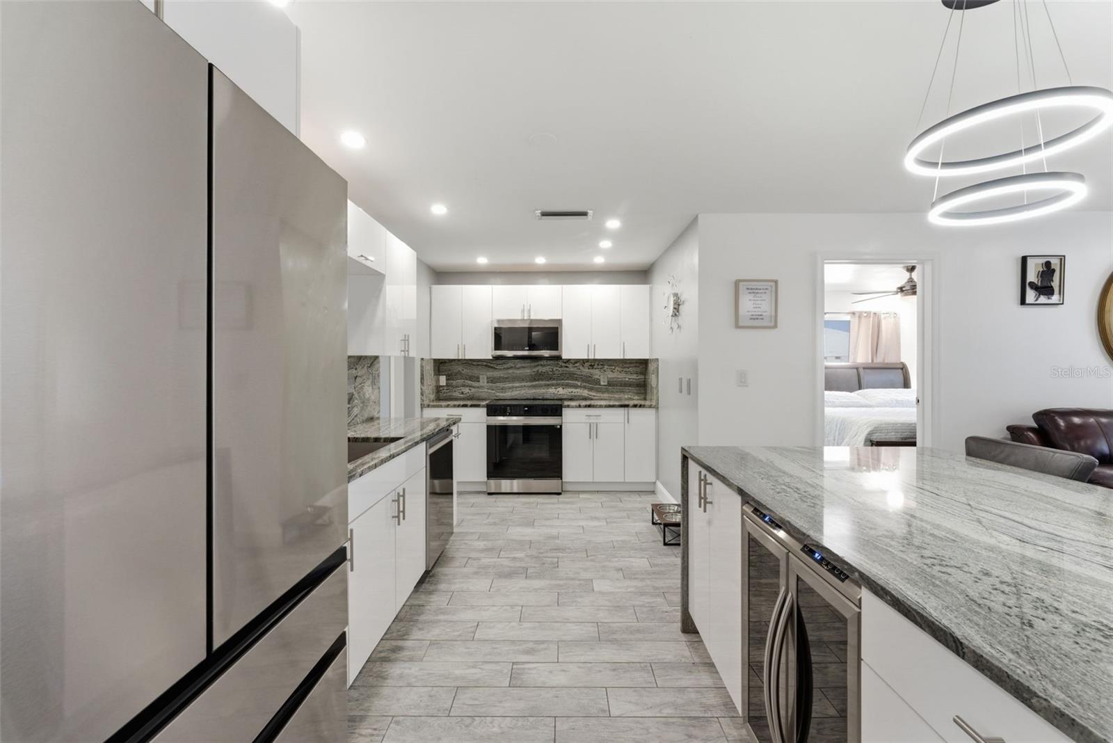 Image 5 of 37 For 2511 87th Avenue