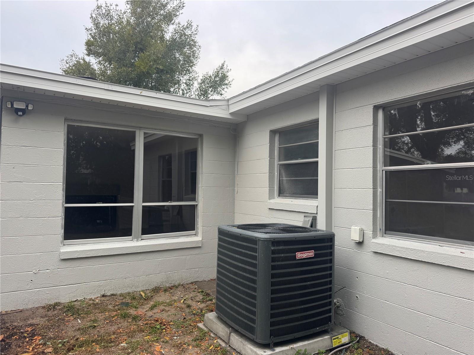 Image 15 of 15 For 2580 Euston Road