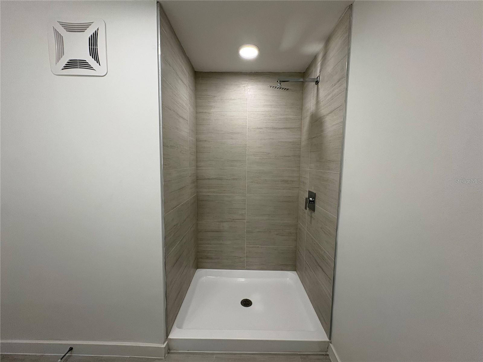 Image 12 of 14 For 5587 Millenia Park Blvd  121