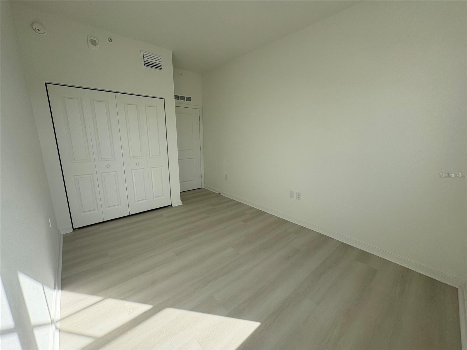 Image 6 of 14 For 5587 Millenia Park Blvd  121