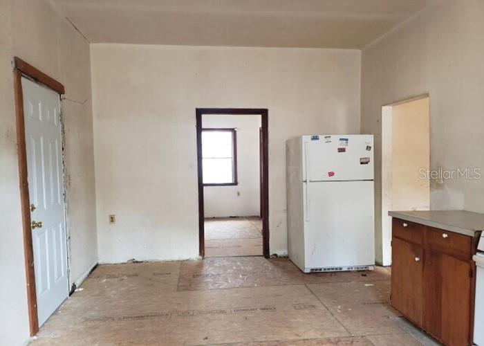 Image 10 of 17 For 706 Walnut Avenue